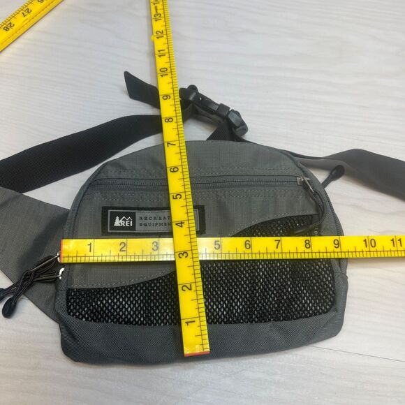 REI Full Lode Waist Pack Hiking Utility Bag Adjustable Strap Organizer Fanny - Picture 2 of 6